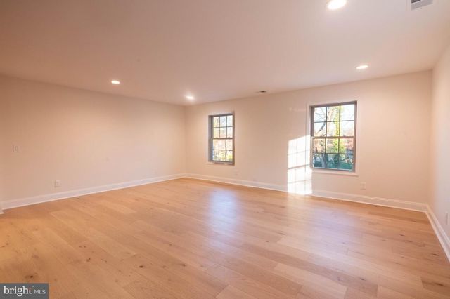 21 MONTANA AVE, Cherry Hill, NJ 08002