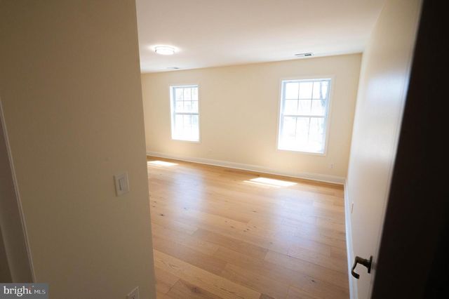 21 MONTANA AVE, Cherry Hill, NJ 08002