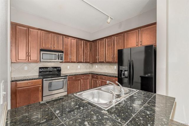 15460 Canyon Gulch Lane 310, Englewood, CO 80112