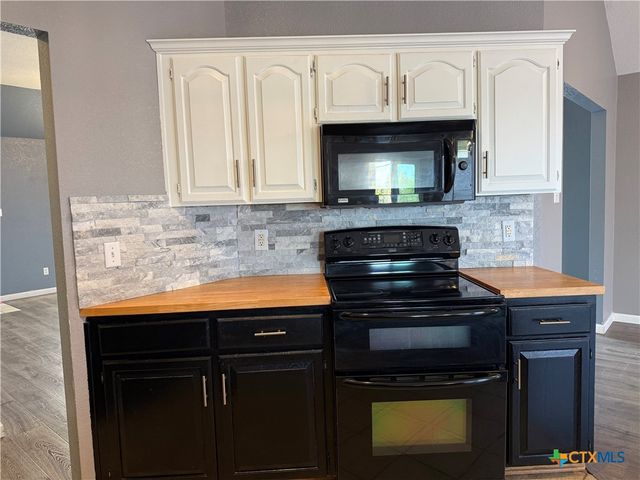 2010 Shadow Ridge Road, Harker Heights, TX 76548