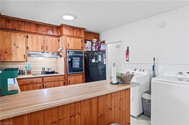 2307 E Green Drive, High Point, NC 27260
