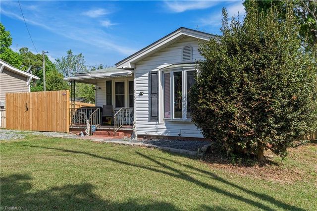 2307 E Green Drive, High Point, NC 27260