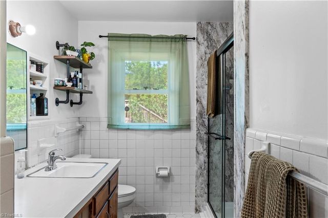 2307 E Green Drive, High Point, NC 27260