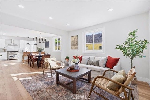 1254 Sanborn Avenue, Los Angeles, CA 90029