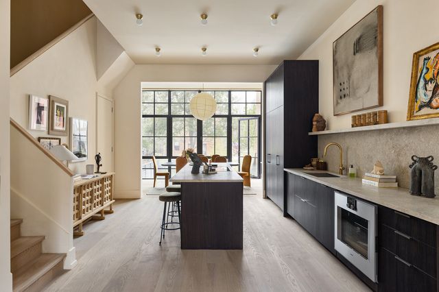 17 DOUGLASS Street, New York City, NY 11231