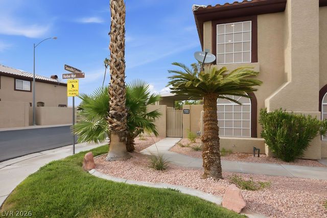 688 Harbor Mist Avenue, Henderson, NV 89015