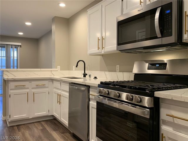 688 Harbor Mist Avenue, Henderson, NV 89015