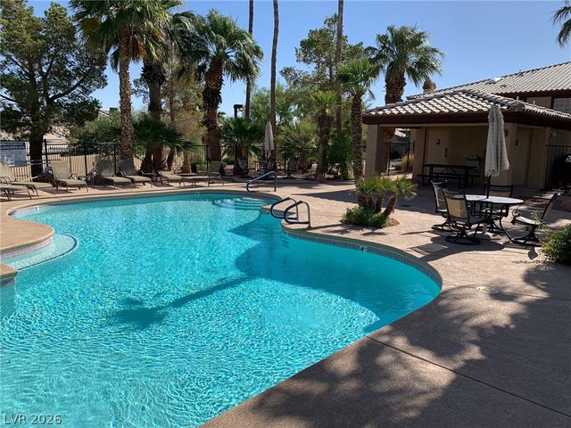 688 Harbor Mist Avenue, Henderson, NV 89015