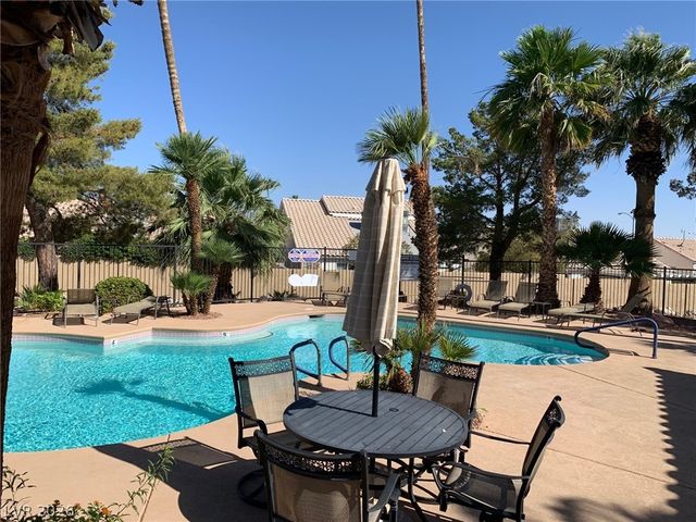 688 Harbor Mist Avenue, Henderson, NV 89015