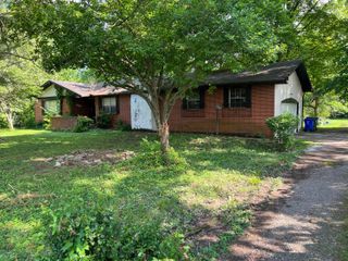 2133 Mccutcheon Road, Columbus, OH 43219