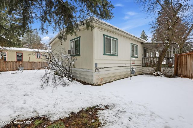 8901 N STARR LOOP, Hayden, ID 83835