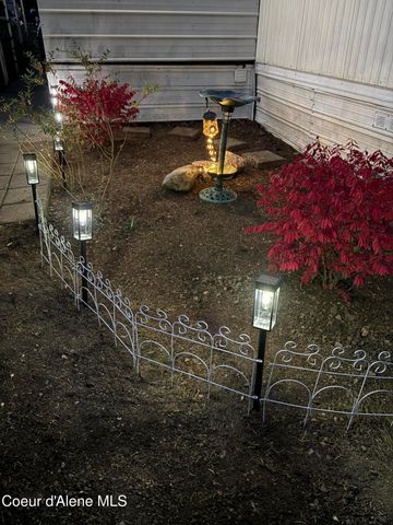 8901 N STARR LOOP, Hayden, ID 83835