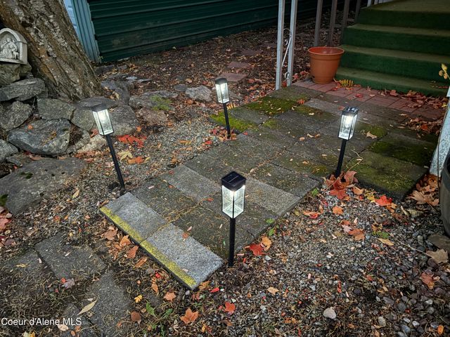 8901 N STARR LOOP, Hayden, ID 83835