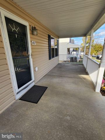 407 STONEWALL ST, Strasburg, VA 22657