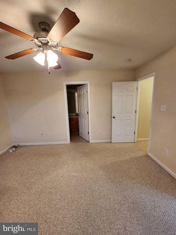 407 STONEWALL ST, Strasburg, VA 22657