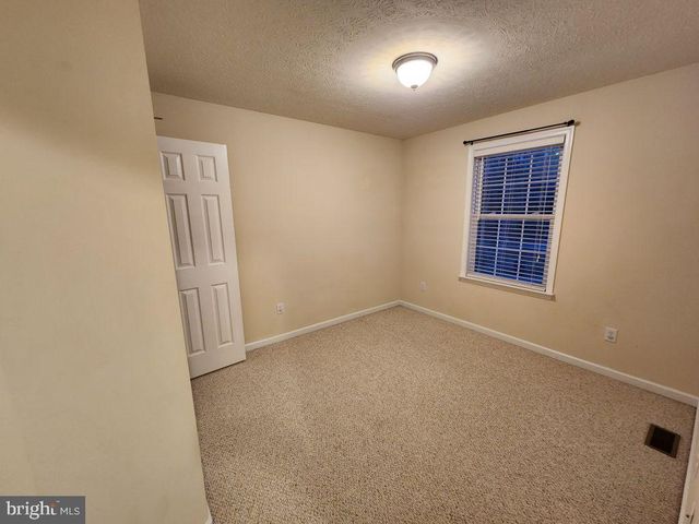 407 STONEWALL ST, Strasburg, VA 22657