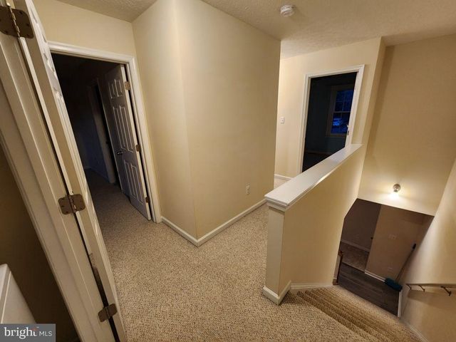 407 STONEWALL ST, Strasburg, VA 22657