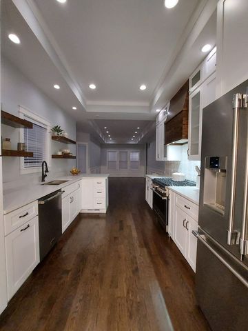 3003 Wesley Avenue, Berwyn, IL 60402