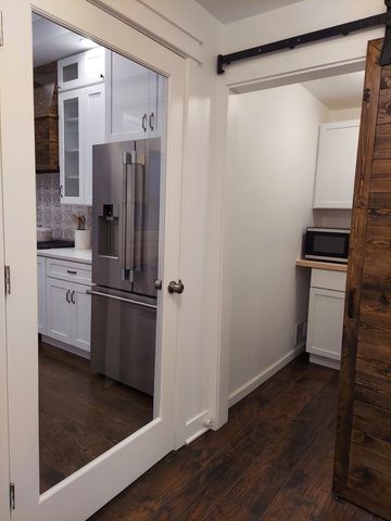 3003 Wesley Avenue, Berwyn, IL 60402