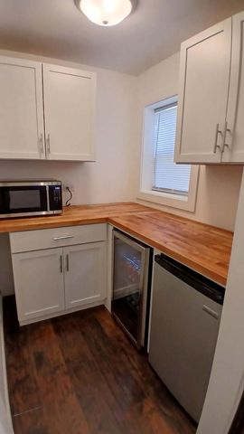 3003 Wesley Avenue, Berwyn, IL 60402