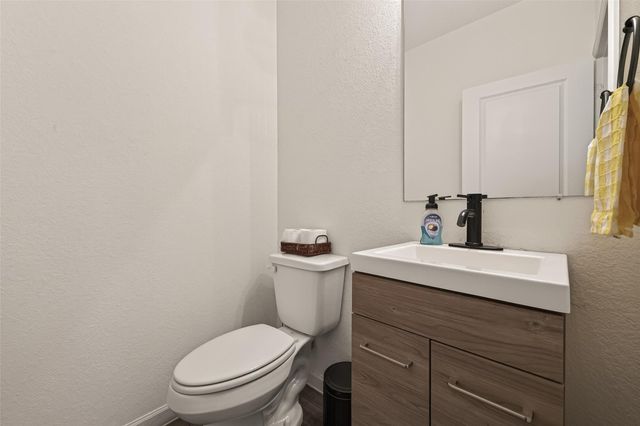 1013 Lacebark Pine Lane, Brookshire, TX 77423