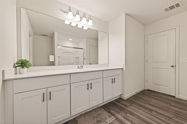 1013 Lacebark Pine Lane, Brookshire, TX 77423