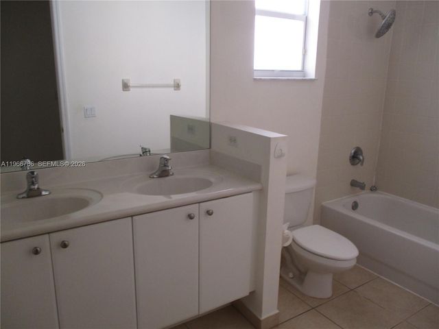 8803 SW 206th Ln 8803, Cutler Bay, FL 33189