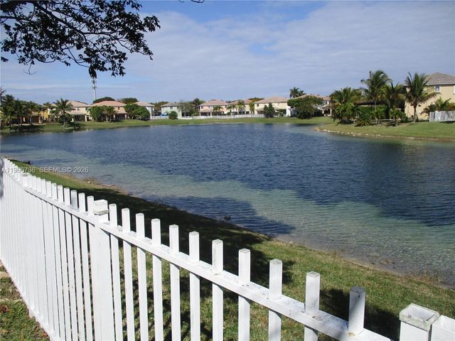 8803 SW 206th Ln 8803, Cutler Bay, FL 33189