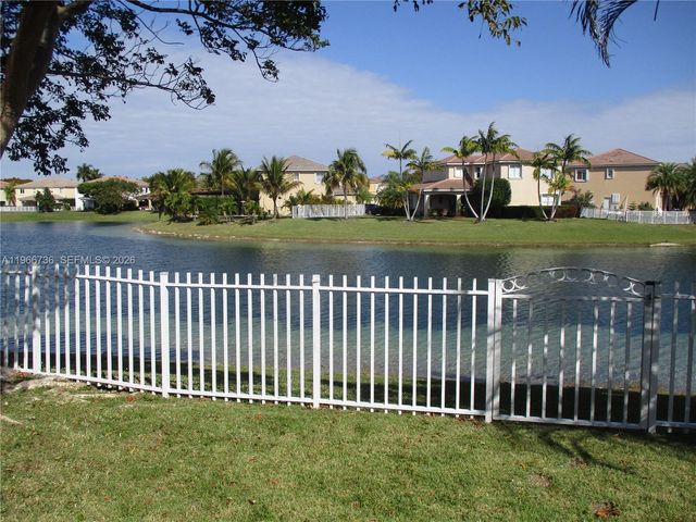 8803 SW 206th Ln 8803, Cutler Bay, FL 33189