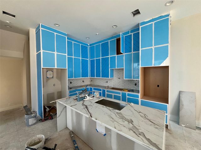 5821 Winsome Lane, Houston, TX 77057
