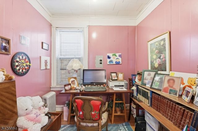 40 Schley St, Newark City, NJ 07112