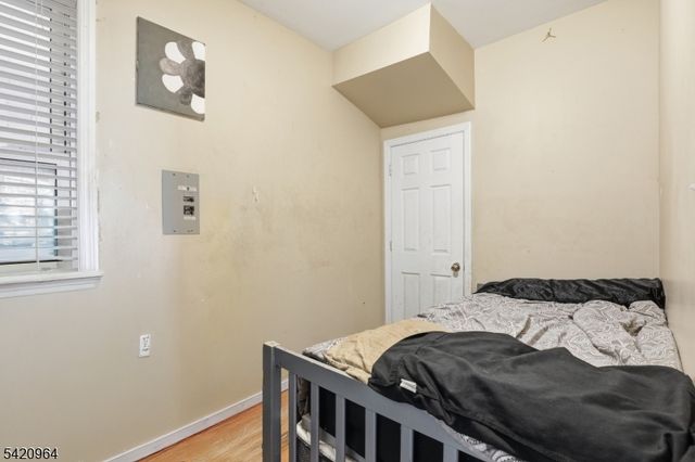 40 Schley St, Newark City, NJ 07112