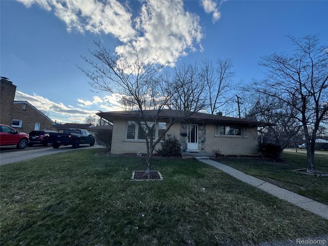 14483 Garden Street, Livonia, MI 48154