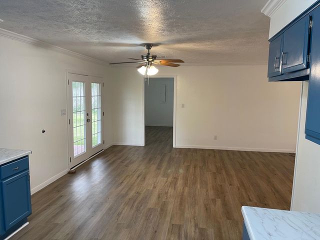 335 Carroll Roads E, Richmond, TX 77469