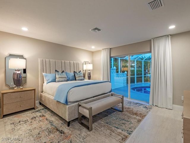 4856 Crayton RD, Naples, FL 34103