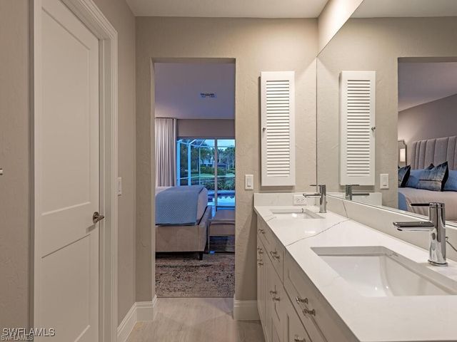 4856 Crayton RD, Naples, FL 34103