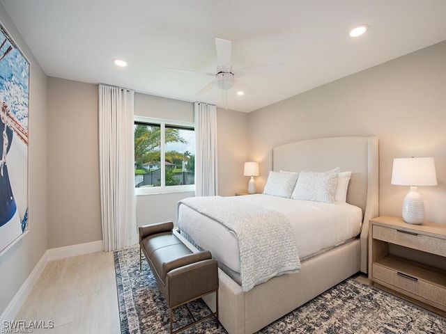 4856 Crayton RD, Naples, FL 34103