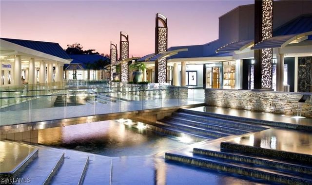 4856 Crayton RD, Naples, FL 34103