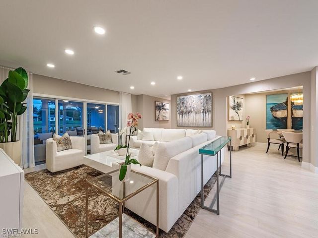 4856 Crayton RD, Naples, FL 34103