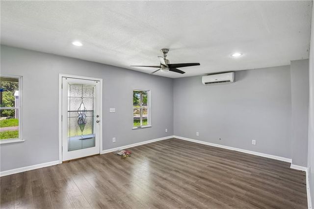 112 W Pine Street, Drexel, MO 64742