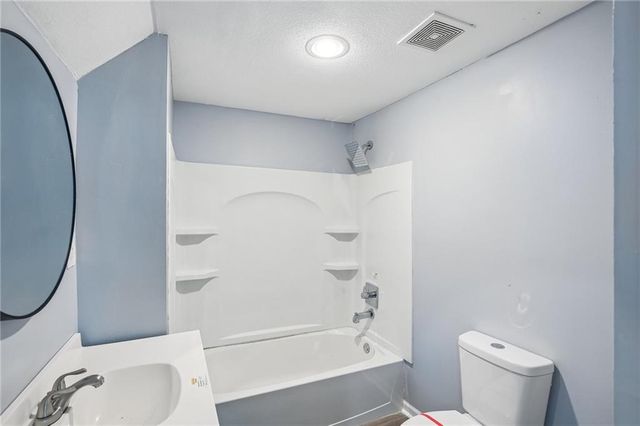 112 W Pine Street, Drexel, MO 64742