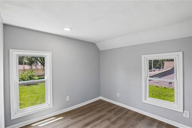 112 W Pine Street, Drexel, MO 64742