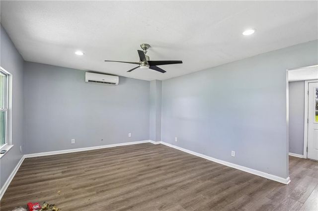 112 W Pine Street, Drexel, MO 64742