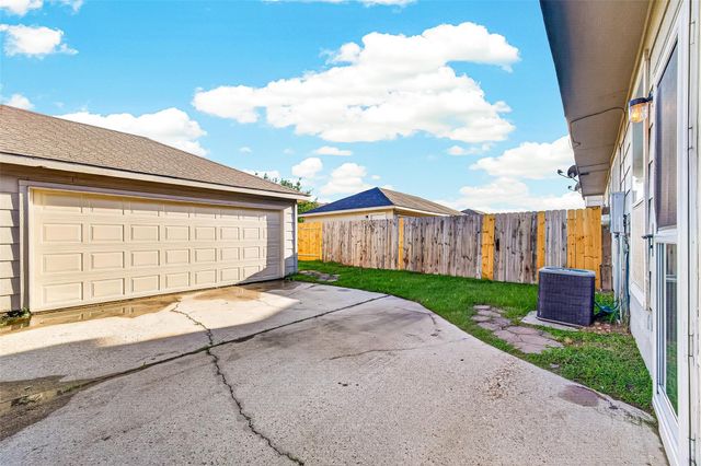 16743 Libson Falls Drive, Houston, TX 77095