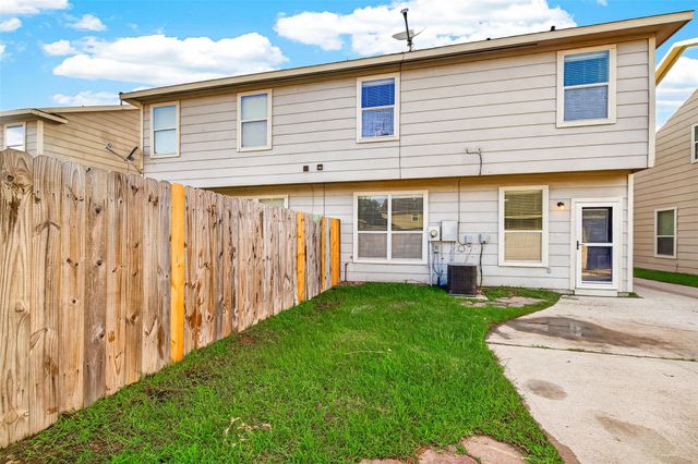16743 Libson Falls Drive, Houston, TX 77095