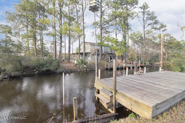 5030 Logan Street, Bay Saint Louis, MS 39520