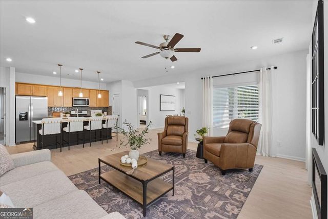 109 Everwood Court, Dallas, GA 30132