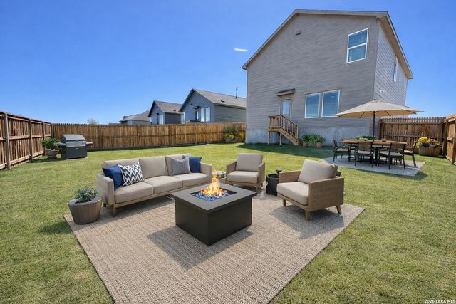 9203 Kinsel Pk, Converse, TX 78109