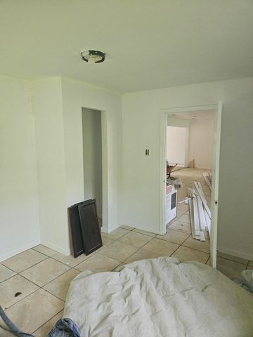 303 N. Prairie St., Leesville, LA 71446