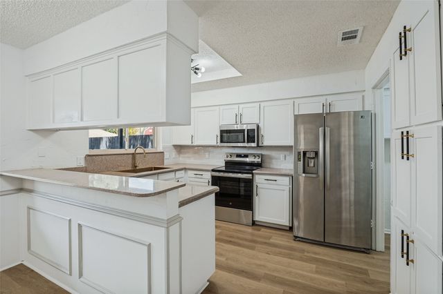 1921 Covey Court, Irving, TX 75060